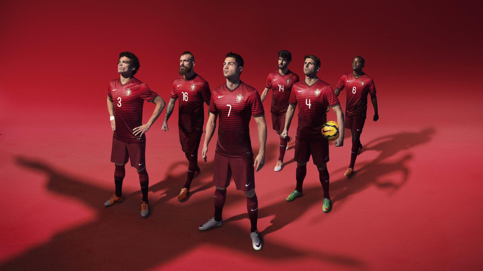 半岛体育APP：体育科技革新竞技场，智能穿戴与数据分析重塑运动员表现