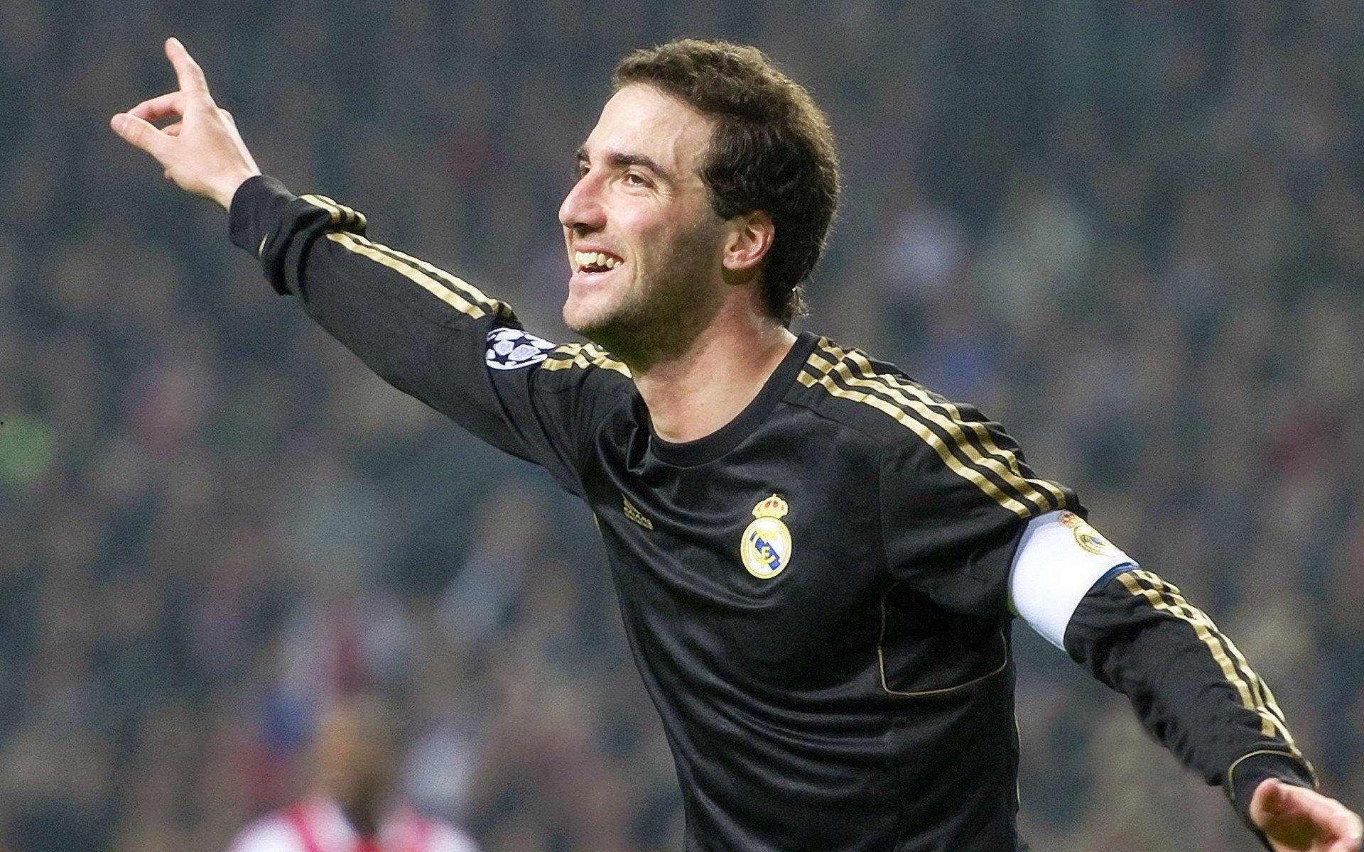 体育科技革新竞技场，智能穿戴与数据分析重塑运动员表现