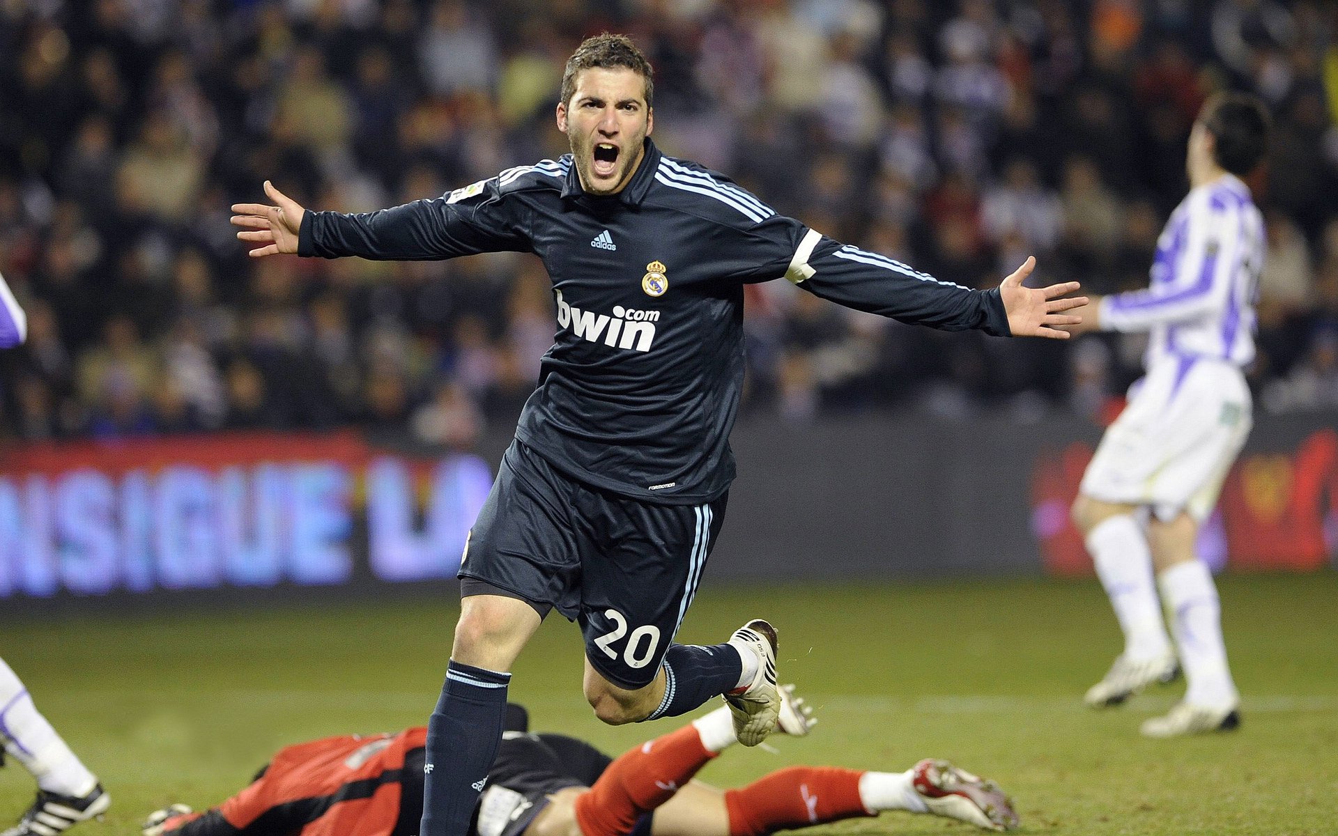 激烈角逐！全国田径锦标赛4×100米接力赛精彩落幕